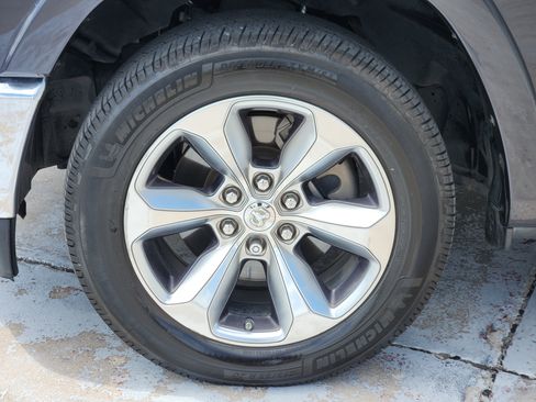 Used 2020 RAM 1500 Limited AWD/4WD image 16