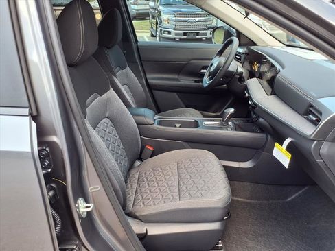 New 2026 Nissan Kicks SV image 13