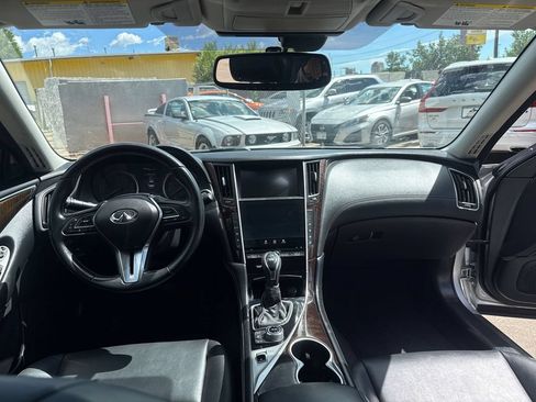Used 2019 INFINITI Q50 Luxe RWD image 11