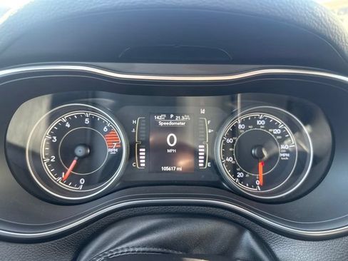 Certified 2021 Jeep Cherokee Latitude Plus AWD/4WD image 14