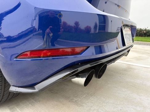 Used 2018 Volkswagen Golf R 4-Door image 11