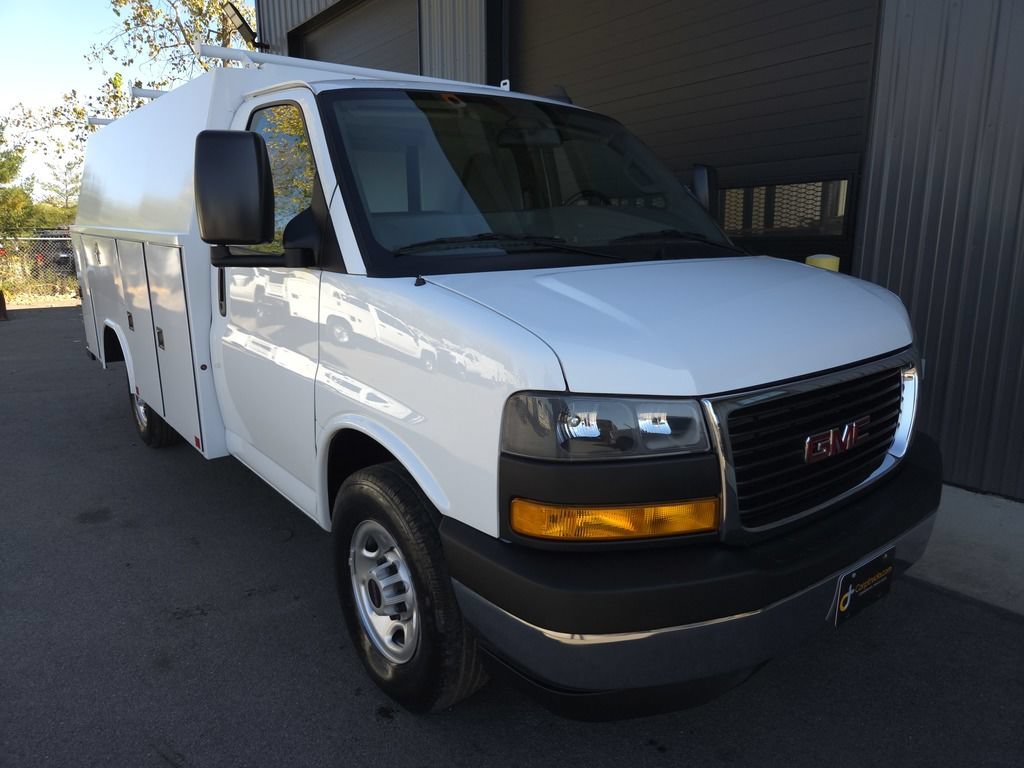 Used 2021 GMC Savana 3500 w/ Power Convenience Package RWD image 5