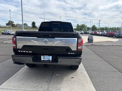 Used 2020 Nissan Titan Platinum Reserve w/ Moonroof Package AWD/4WD image 7