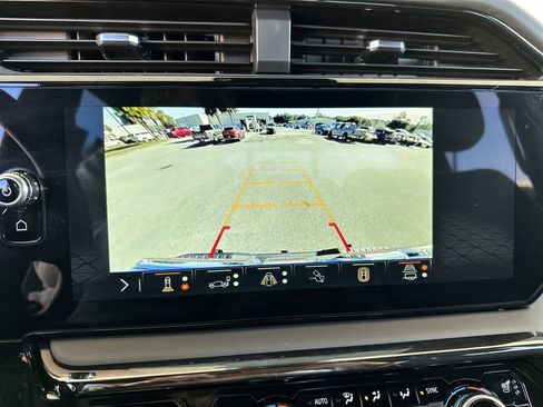 Certified 2024 GMC Sierra 1500 AT4X w/ AT4X AEV Edition image 34