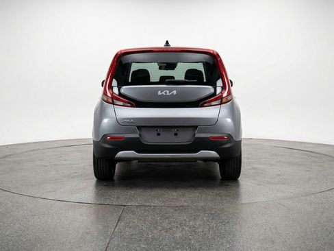 Used 2025 Kia Soul LX w/ LX Technology Package image 7