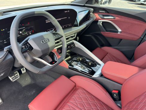 New 2025 Audi SQ5 Premium Plus image 12