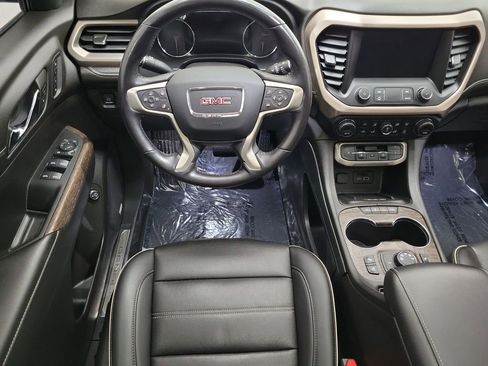 Certified 2022 GMC Acadia Denali w/ Denali Ultimate Package image 13
