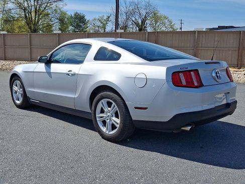 Used 2012 Ford Mustang Coupe RWD image 7