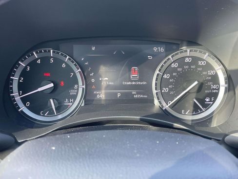 Used 2021 Toyota Highlander Platinum image 17