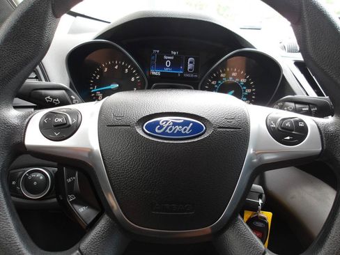 Used 2016 Ford Escape SE AWD/4WD image 16