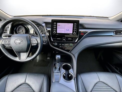 Used 2023 Toyota Camry SE w/ Convenience Package image 14