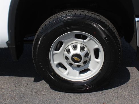 Used 2024 Chevrolet Silverado 2500 W/T w/ WT/CX Safety Package AWD/4WD image 41
