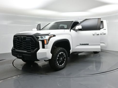 Used 2024 Toyota Tundra SR5 image 25