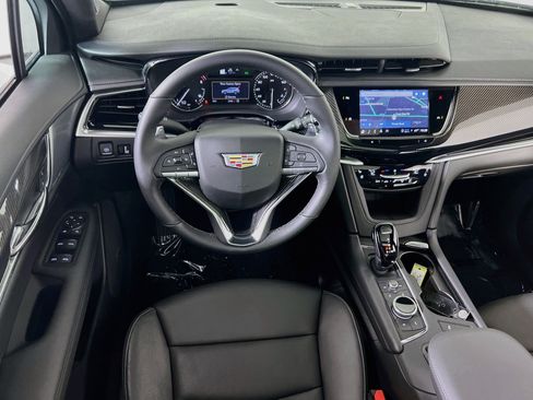 Used 2025 Cadillac XT6 Sport AWD/4WD image 23