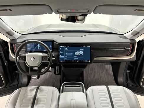 Used 2024 Rivian R1S Adventure image 27