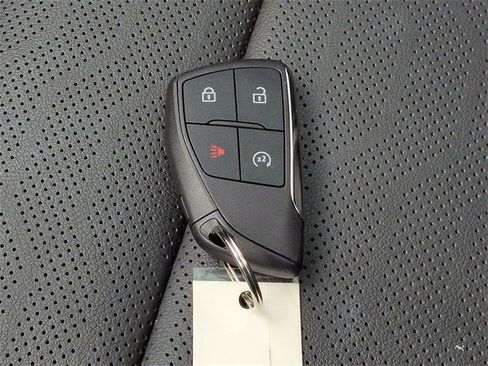 Used 2023 Chevrolet Colorado Z71 w/ Z71 Convenience Package 2 image 29