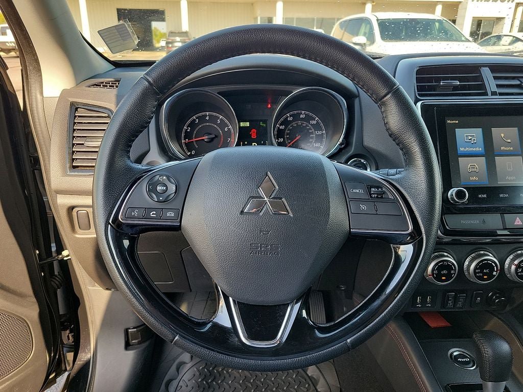 Used 2024 Mitsubishi Outlander Sport SE AWD/4WD image 19