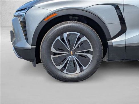 New 2025 Chevrolet Blazer EV LT AWD/4WD image 10