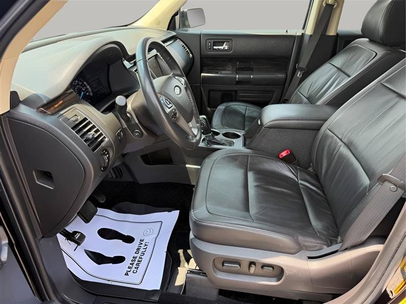 Used 2019 Ford Flex SEL w/ Equipment Group 202A FWD image 17