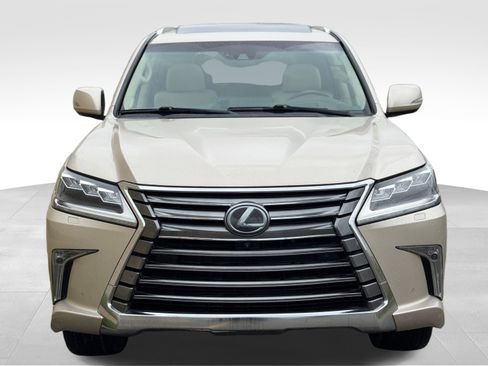 Used 2017 Lexus LX 570 4WD w/ Luxury Package image 2