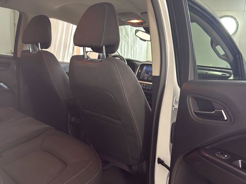 Used 2022 GMC Canyon Elevation w/ Trailering Package AWD/4WD image 10