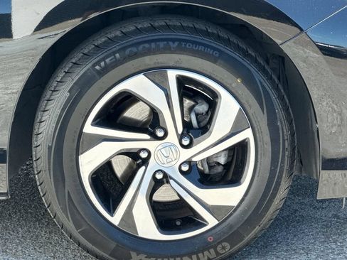 Used 2016 Honda Accord LX image 23