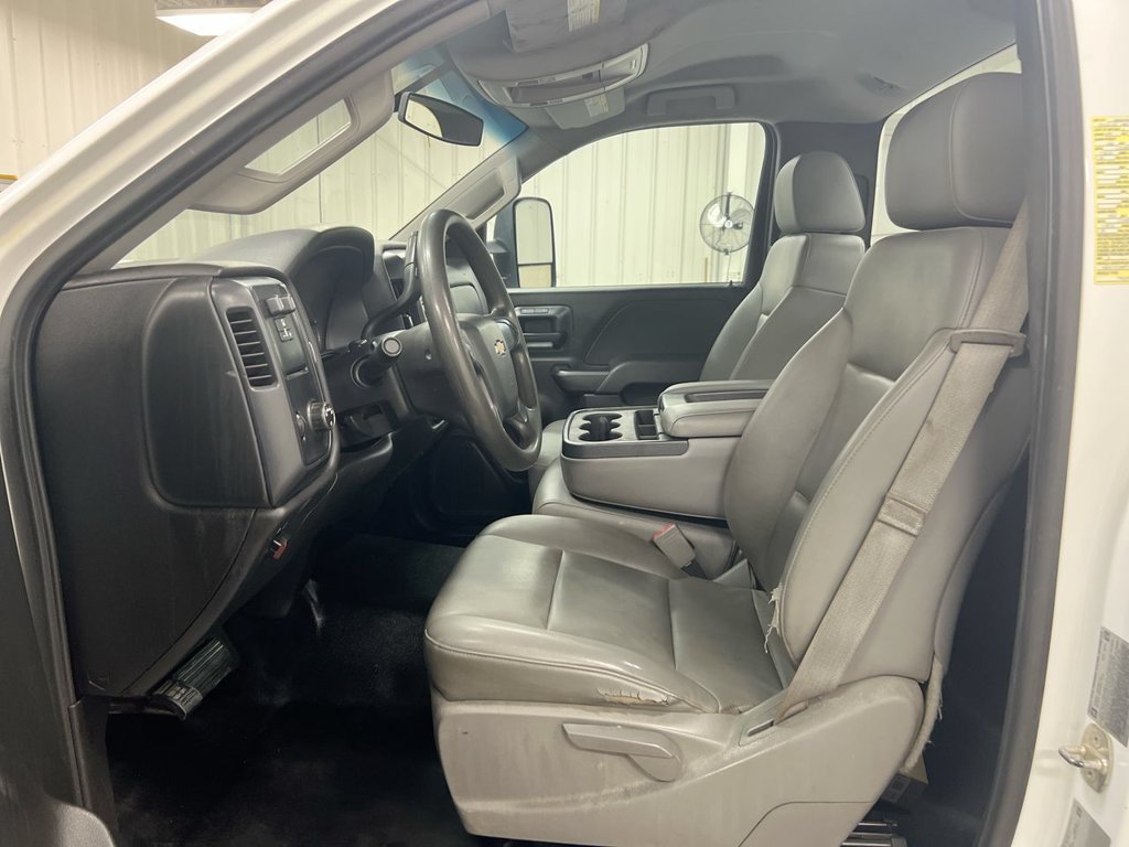Used 2015 Chevrolet Silverado 3500 W/T RWD image 13