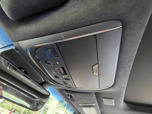 Certified 2023 Lexus LS 500 w/ Interior Upgrade Package RWD image 33