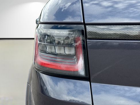 Used 2022 Land Rover Range Rover Sport SVR image 10