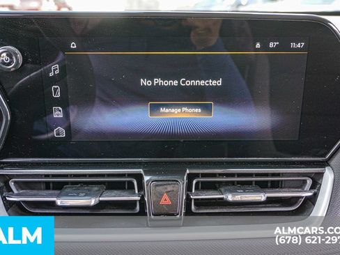 Used 2025 Chevrolet TrailBlazer LT FWD image 35