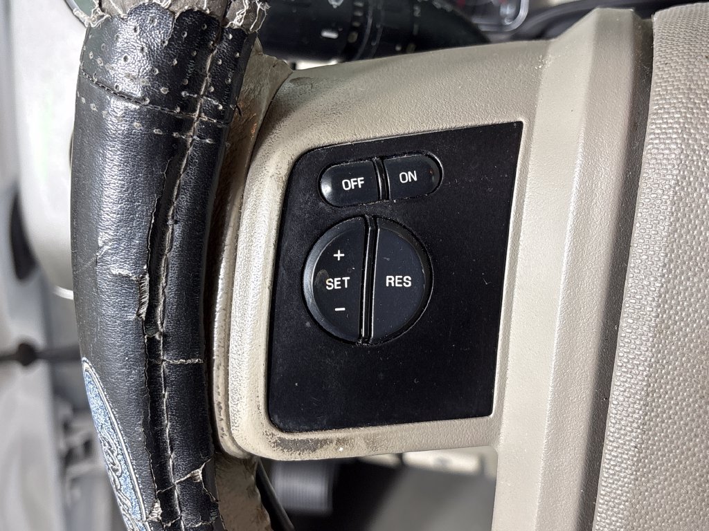 Used 2013 Ford Expedition Limited AWD/4WD image 19