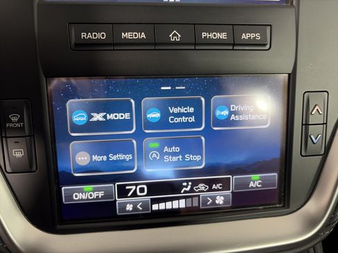 Used 2024 Subaru Outback AWD/4WD image 22