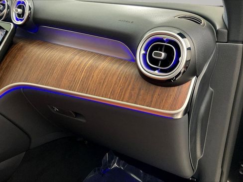 Certified 2026 Mercedes-Benz GLC 300 4MATIC image 26