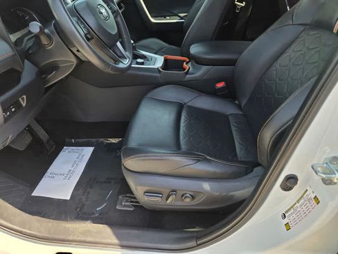 Used 2024 Toyota RAV4 Adventure AWD/4WD image 18