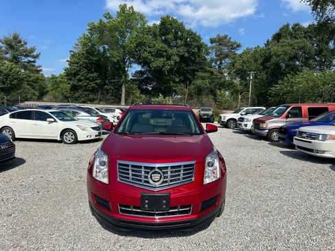 Used 2015 Cadillac SRX Luxury w/ Driver Awareness Package FWD image 2