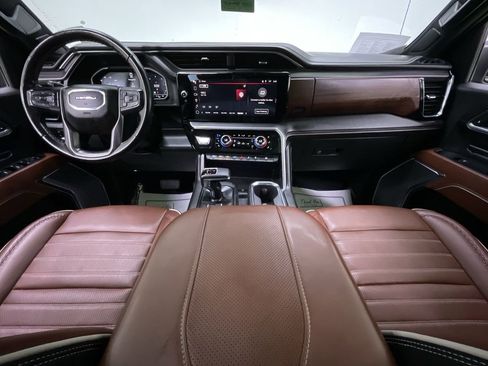 Used 2023 GMC Sierra 1500 Denali Ultimate image 18