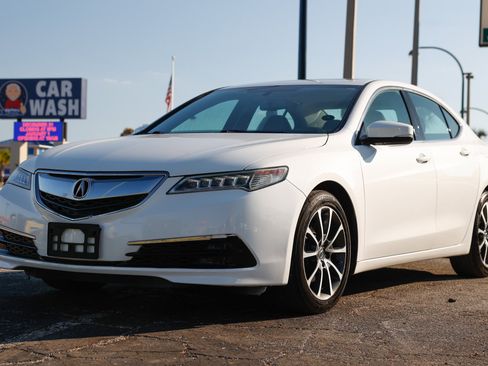 Used 2016 Acura TLX V6 image 4