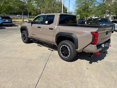 New 2026 Toyota Tacoma TRD Off-Road image 3