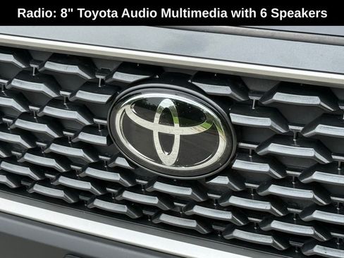 Used 2025 Toyota Corolla Cross XLE FWD image 6