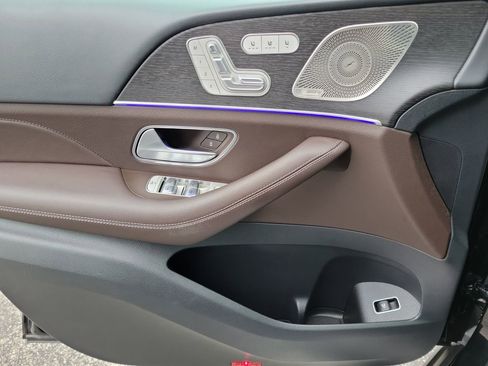 Used 2023 Mercedes-Benz GLE 450 4MATIC image 25