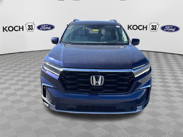 Used 2024 Honda Pilot Touring image 2