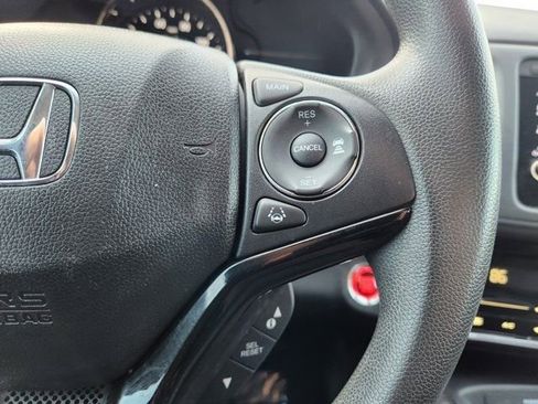 Used 2022 Honda HR-V EX image 30