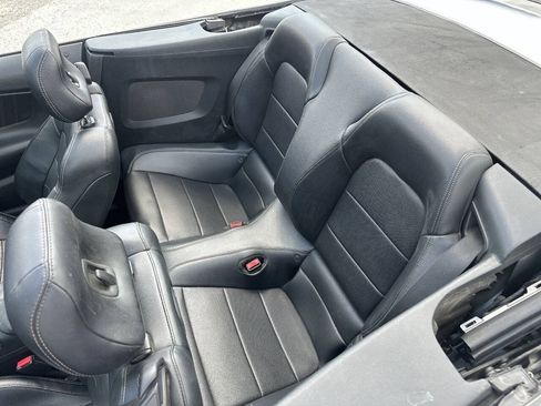 Used 2015 Ford Mustang GT Premium RWD image 24