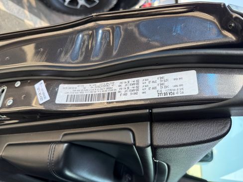 Used 2019 Jeep Grand Cherokee Limited RWD image 24