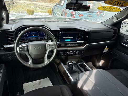 Certified 2025 Chevrolet Silverado 1500 RST image 13