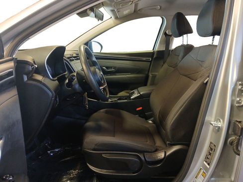Used 2023 Hyundai Tucson SE image 9