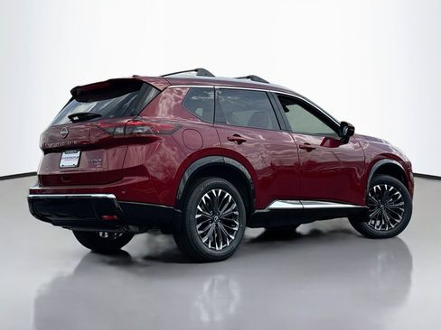 New 2026 Nissan Rogue Platinum AWD/4WD image 2