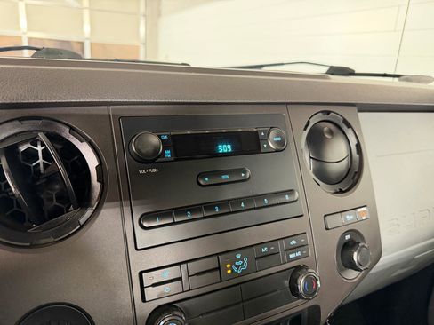 Used 2016 Ford F250 XL AWD/4WD image 18