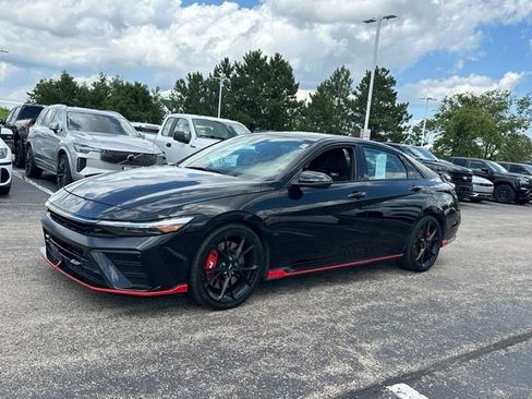 Used 2025 Hyundai Elantra N FWD image 1