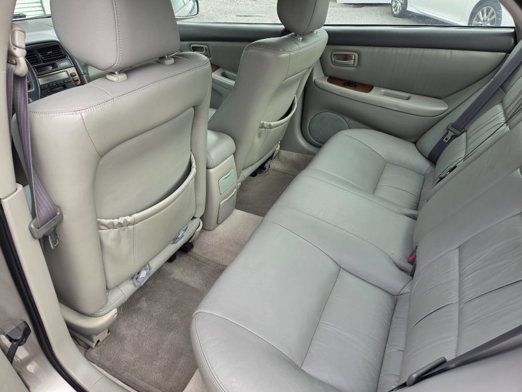 Used 2000 Lexus ES 330 w/ Lexus Value Pkg FWD image 23